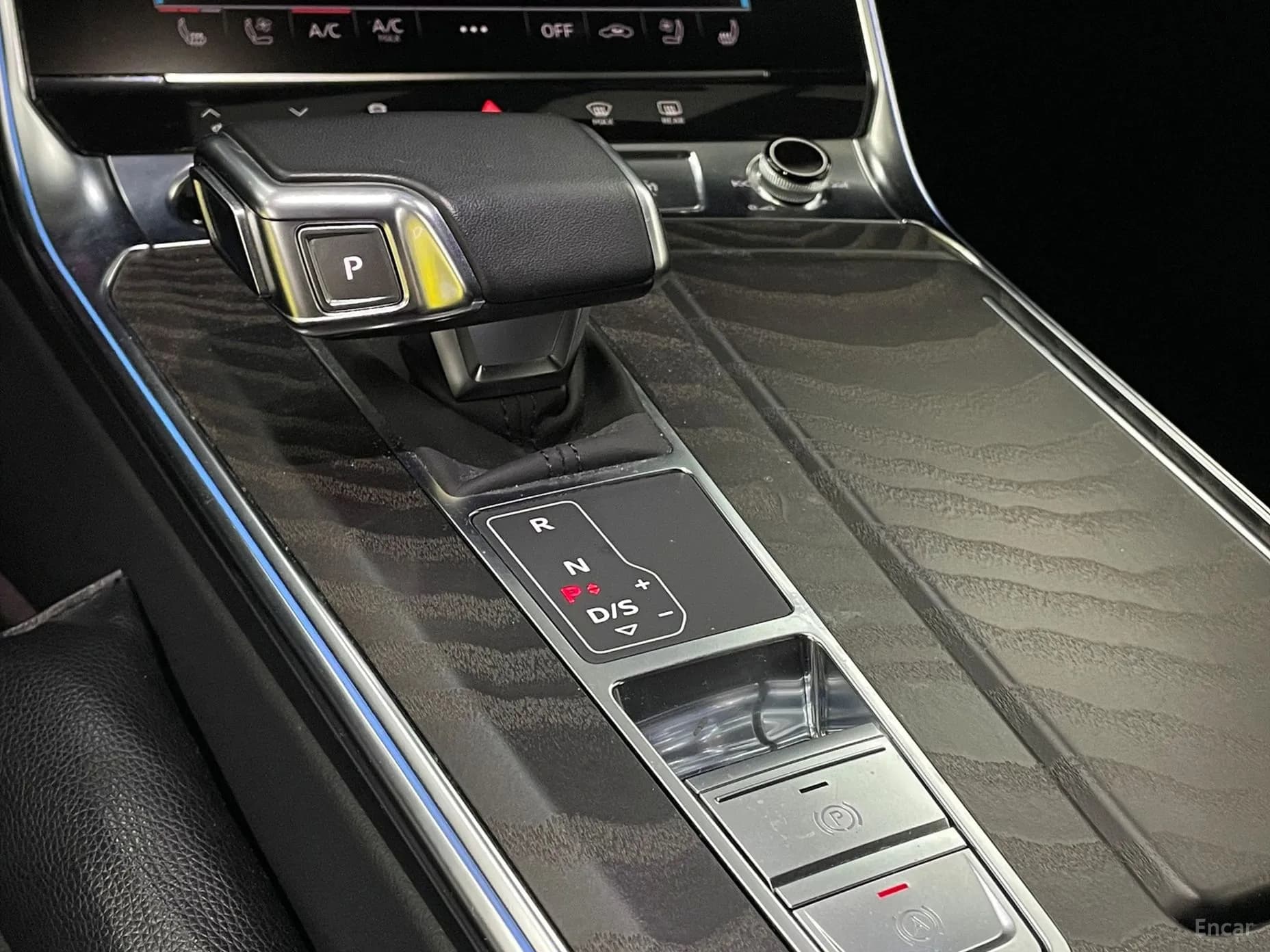 A6 (C8)
