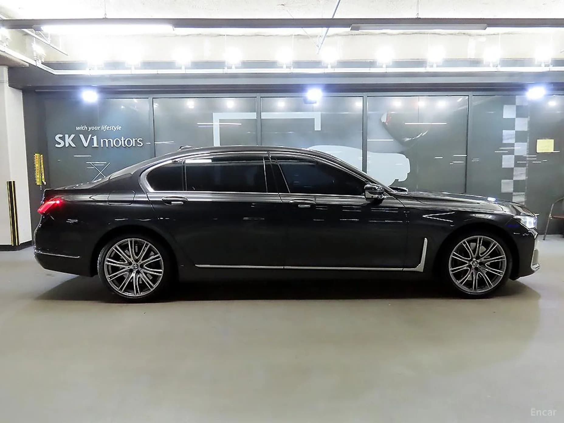 7 Series (G11)