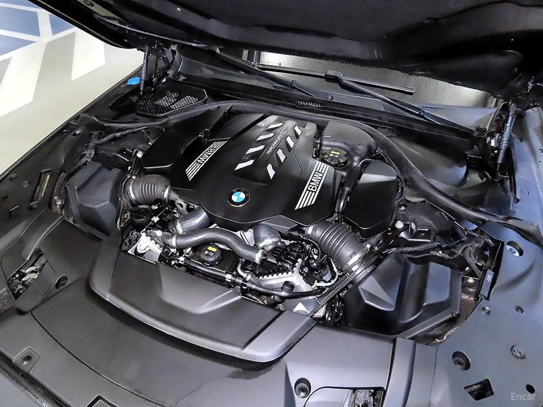 7 Series (G11)