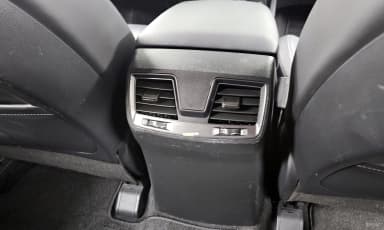 Rexton Sports Khan