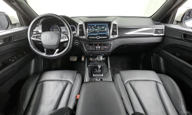 Rexton Sports Khan