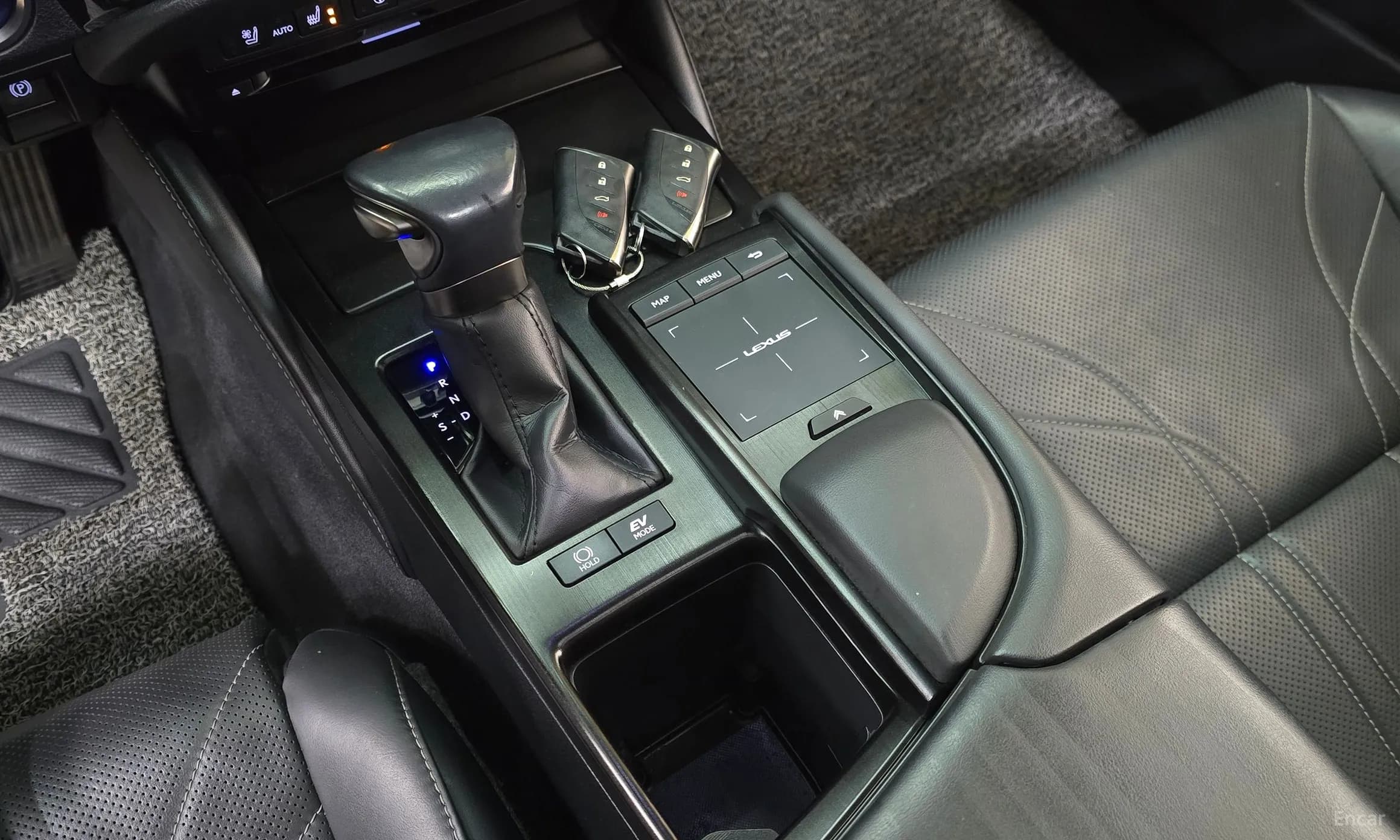 ES300h 7th Generation