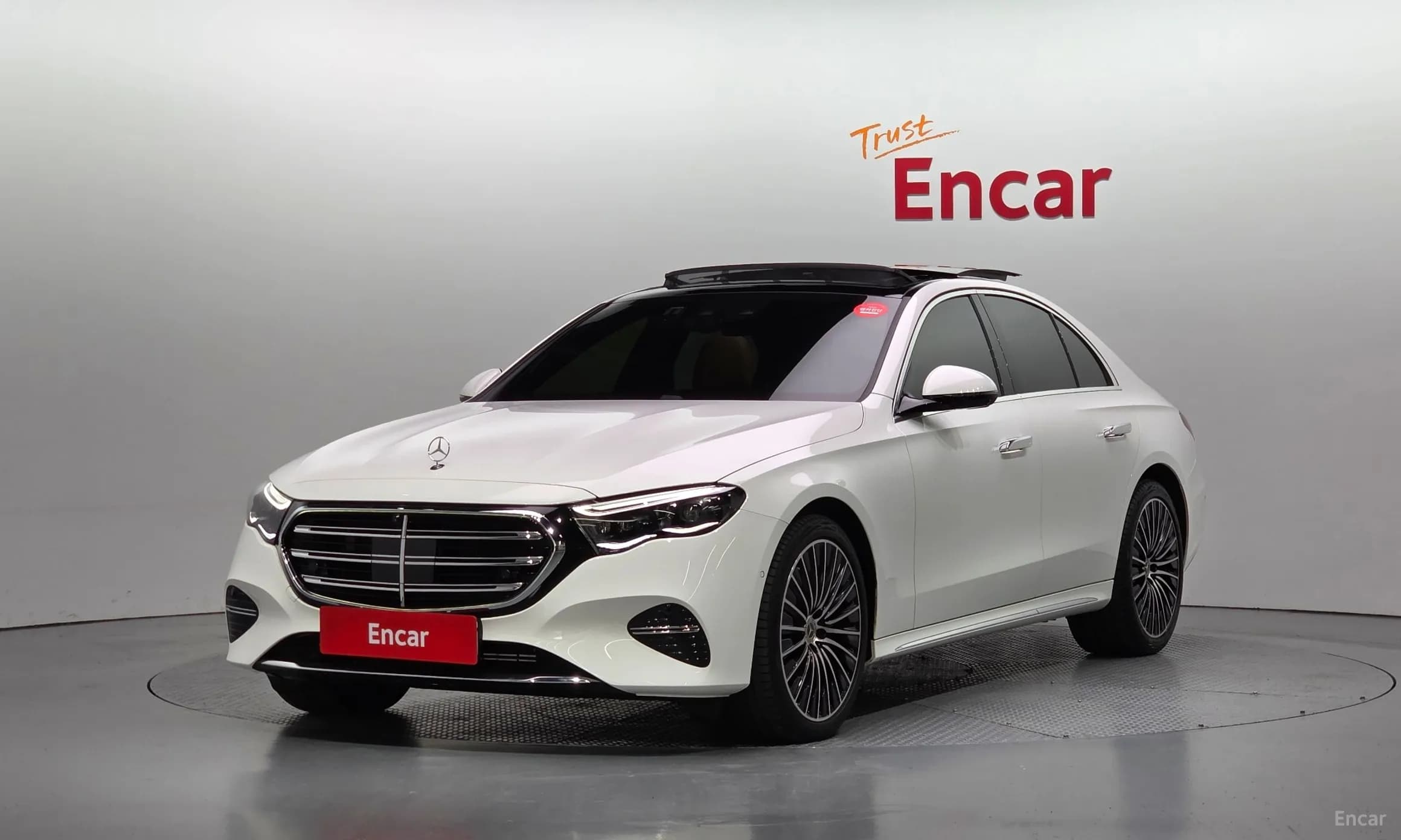 E-Class W214