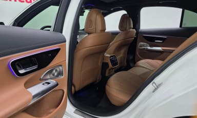 E-Class W214