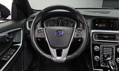 V60 Cross Country
