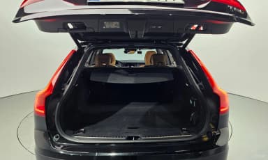 V90 Cross Country