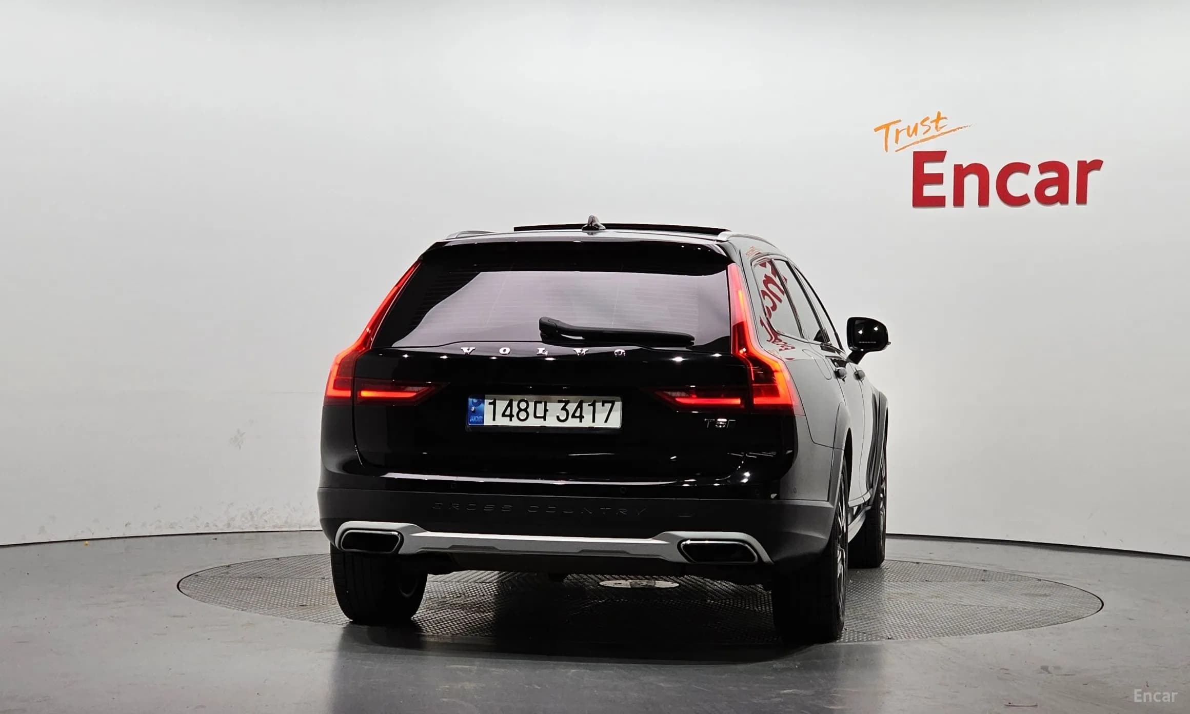 V90 Cross Country