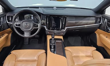 V90 Cross Country