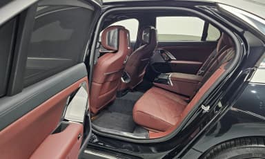 7 Series (G70)