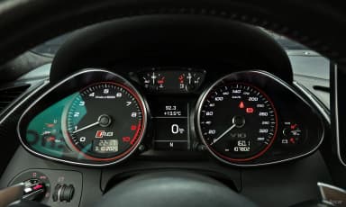 R8