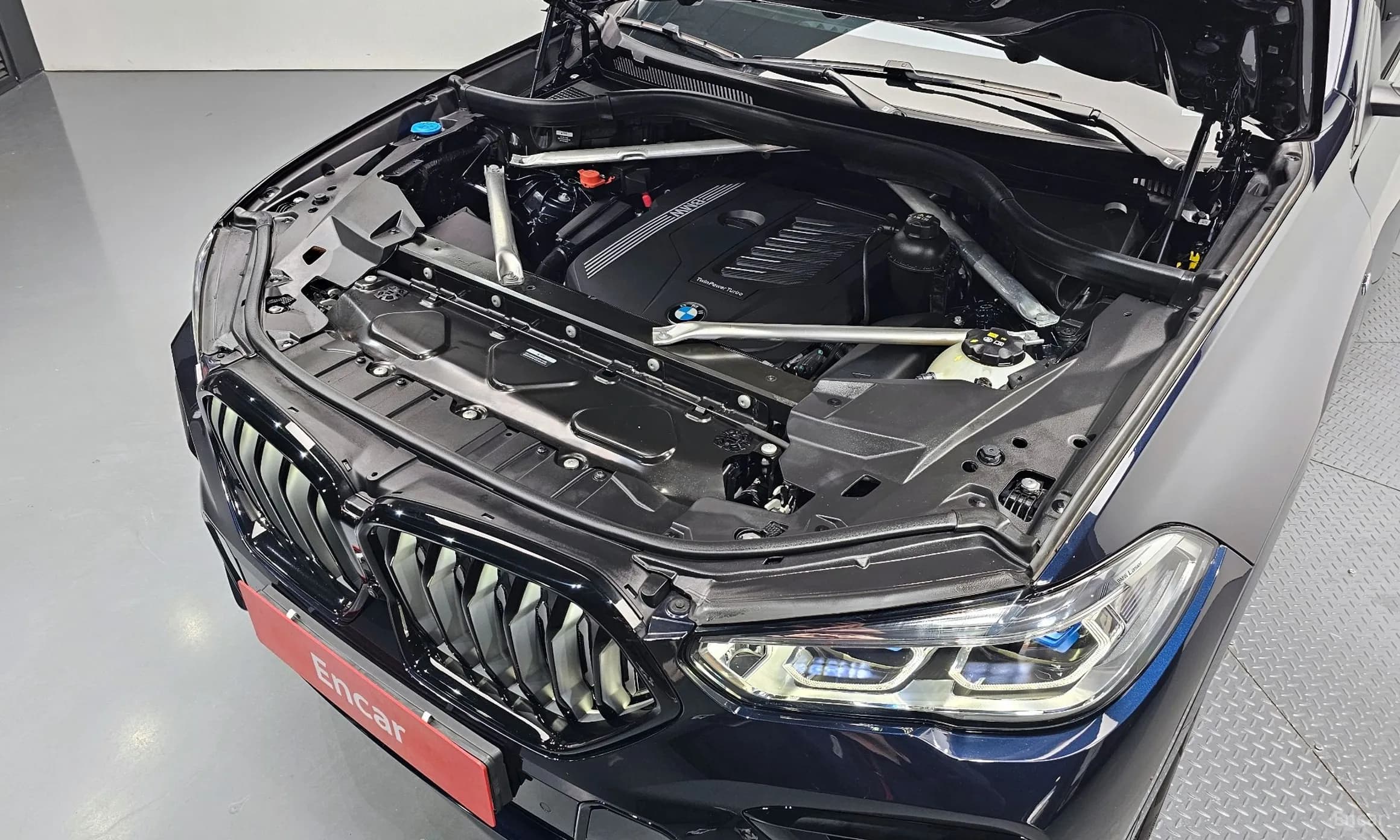 X6 (G06)