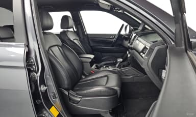 Rexton Sports Khan