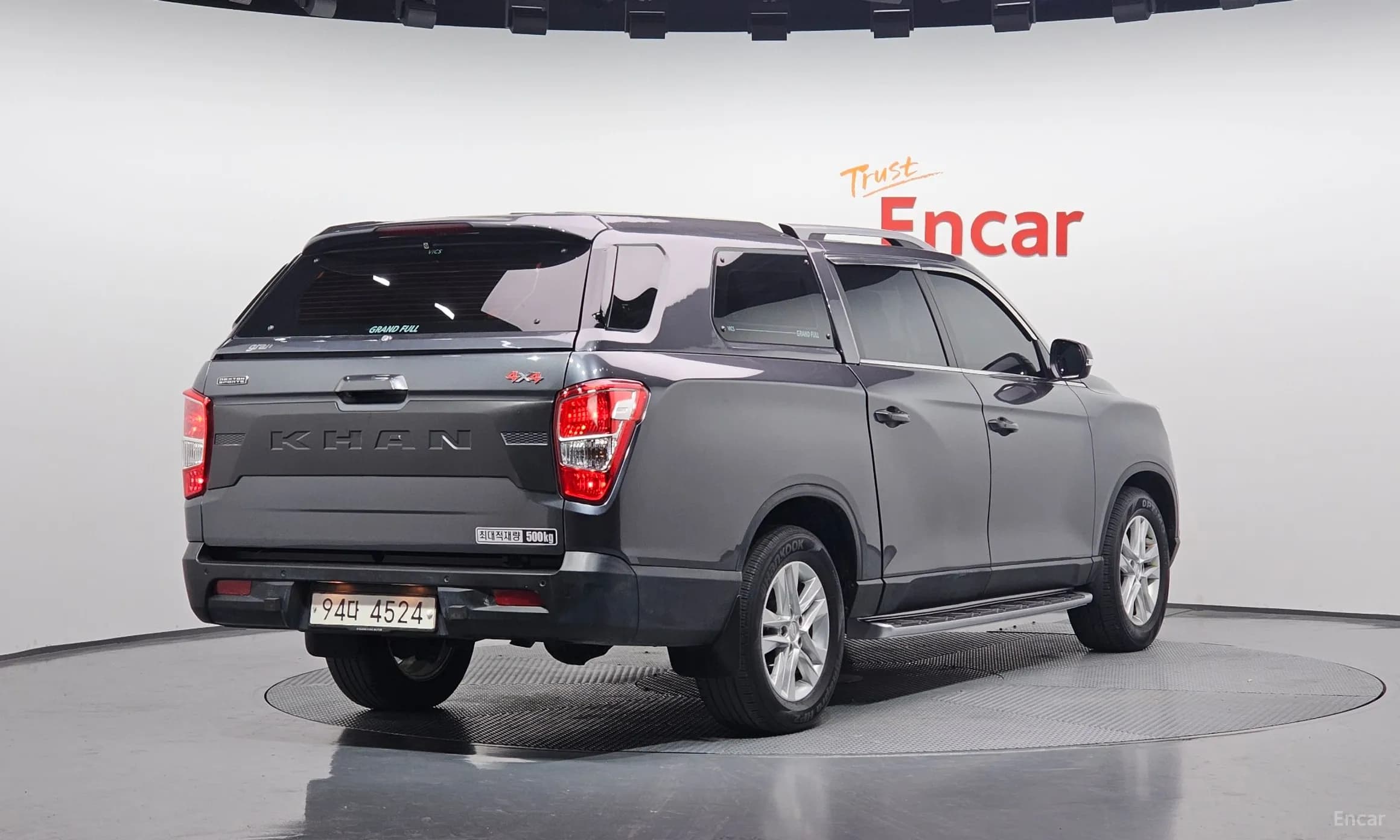Rexton Sports Khan