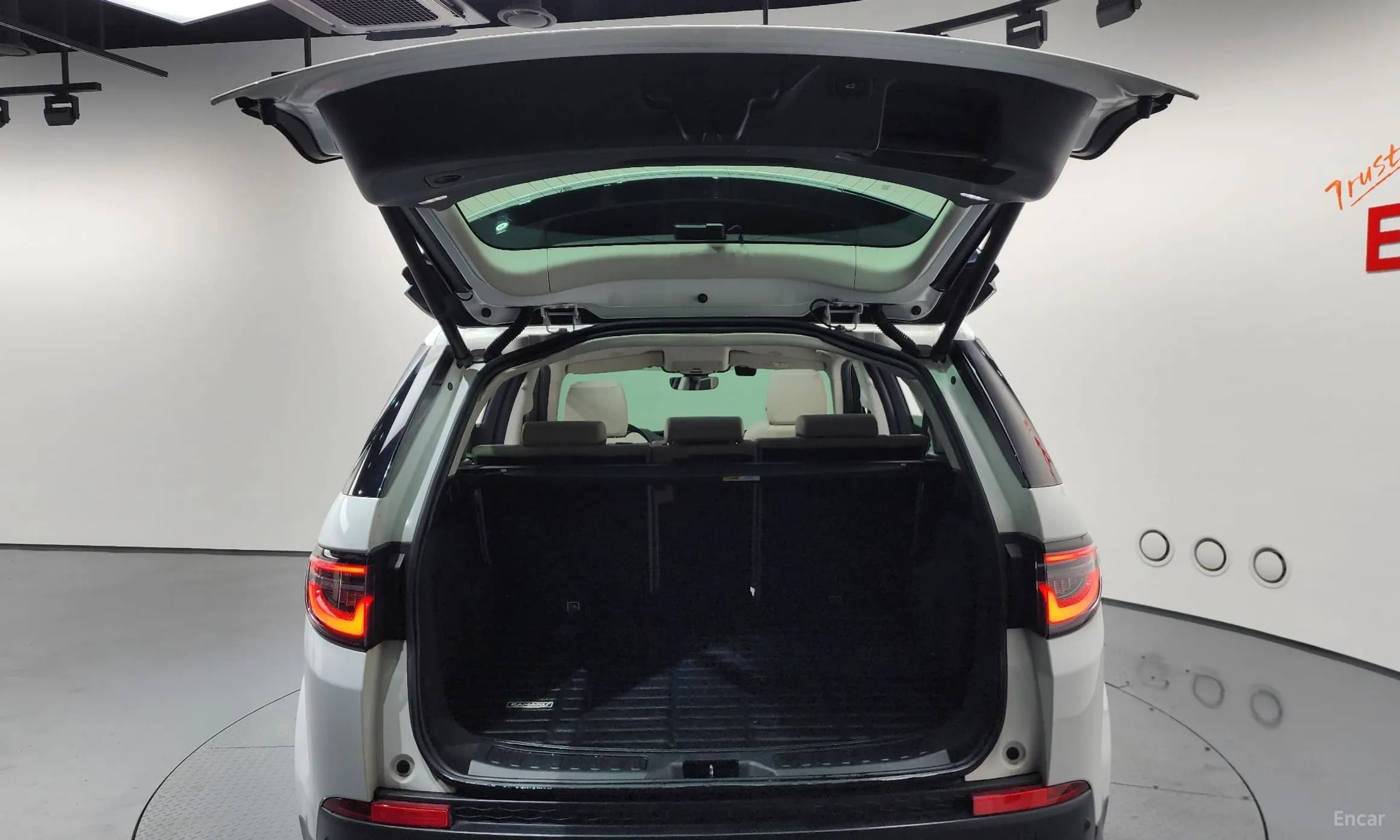 Discovery Sports