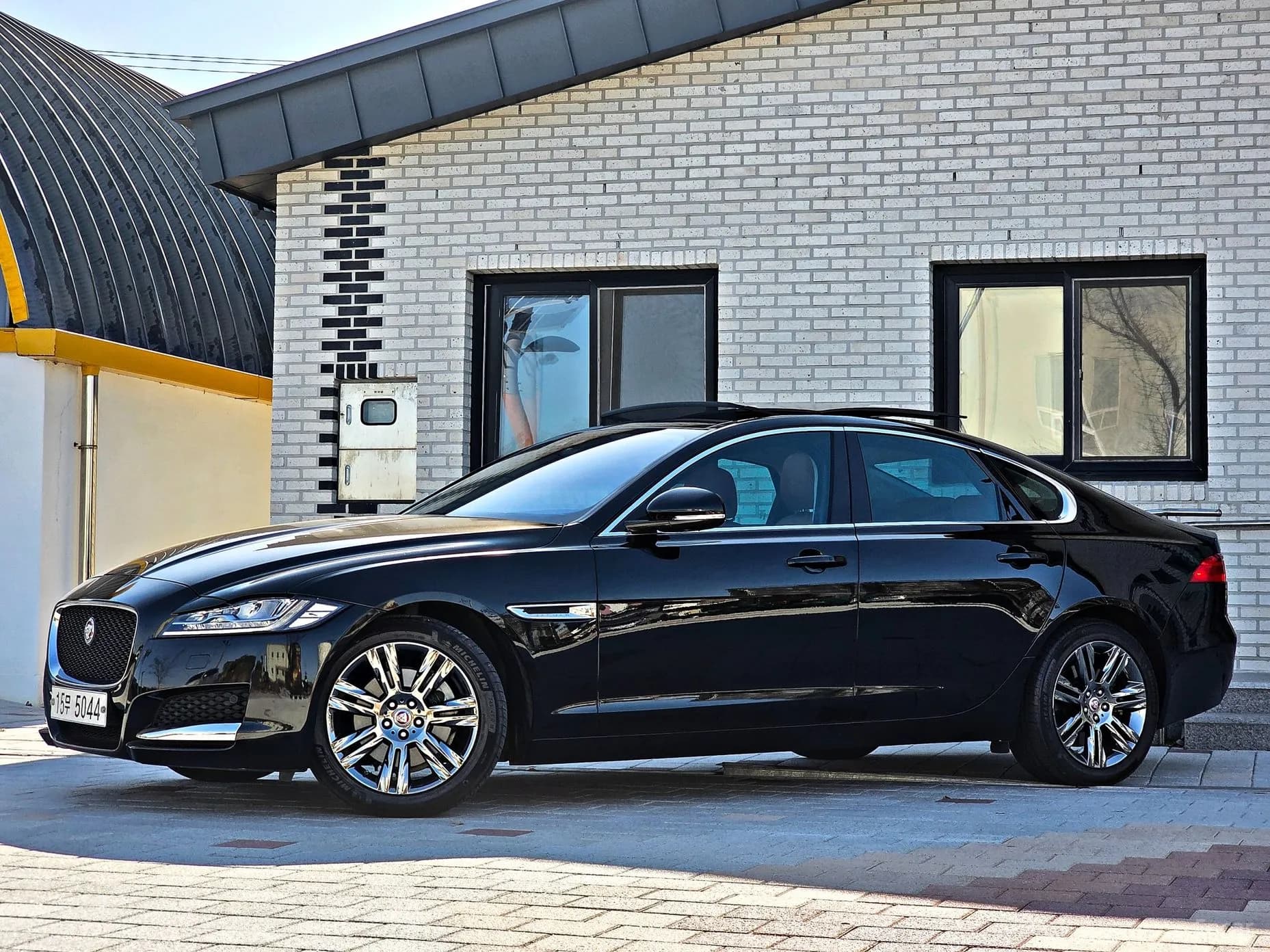 XF (x260)