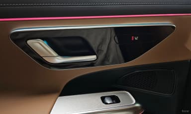 E-Class W214