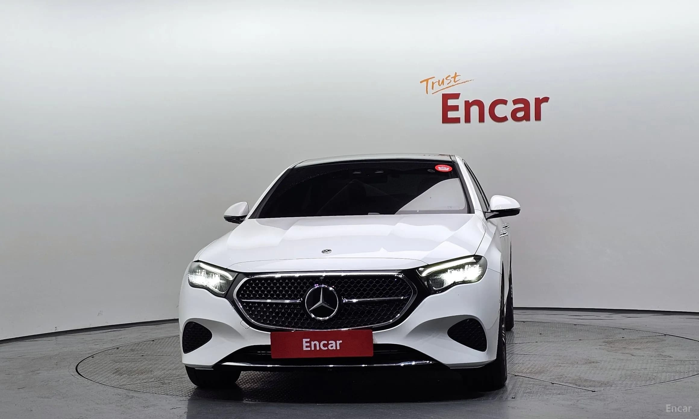 E-Class W214