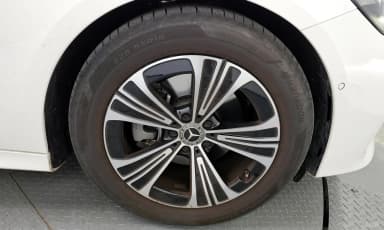 E-Class W214