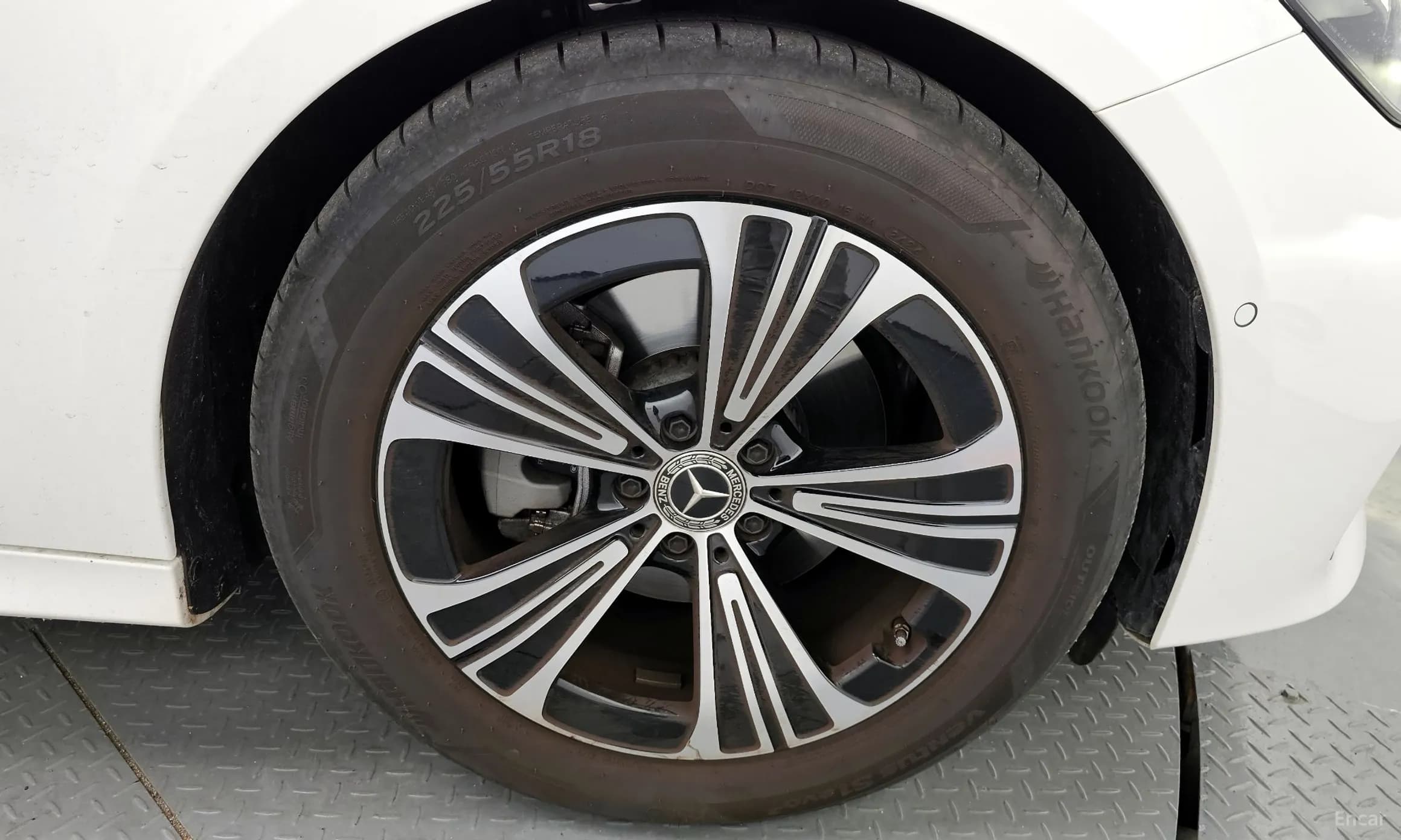 E-Class W214