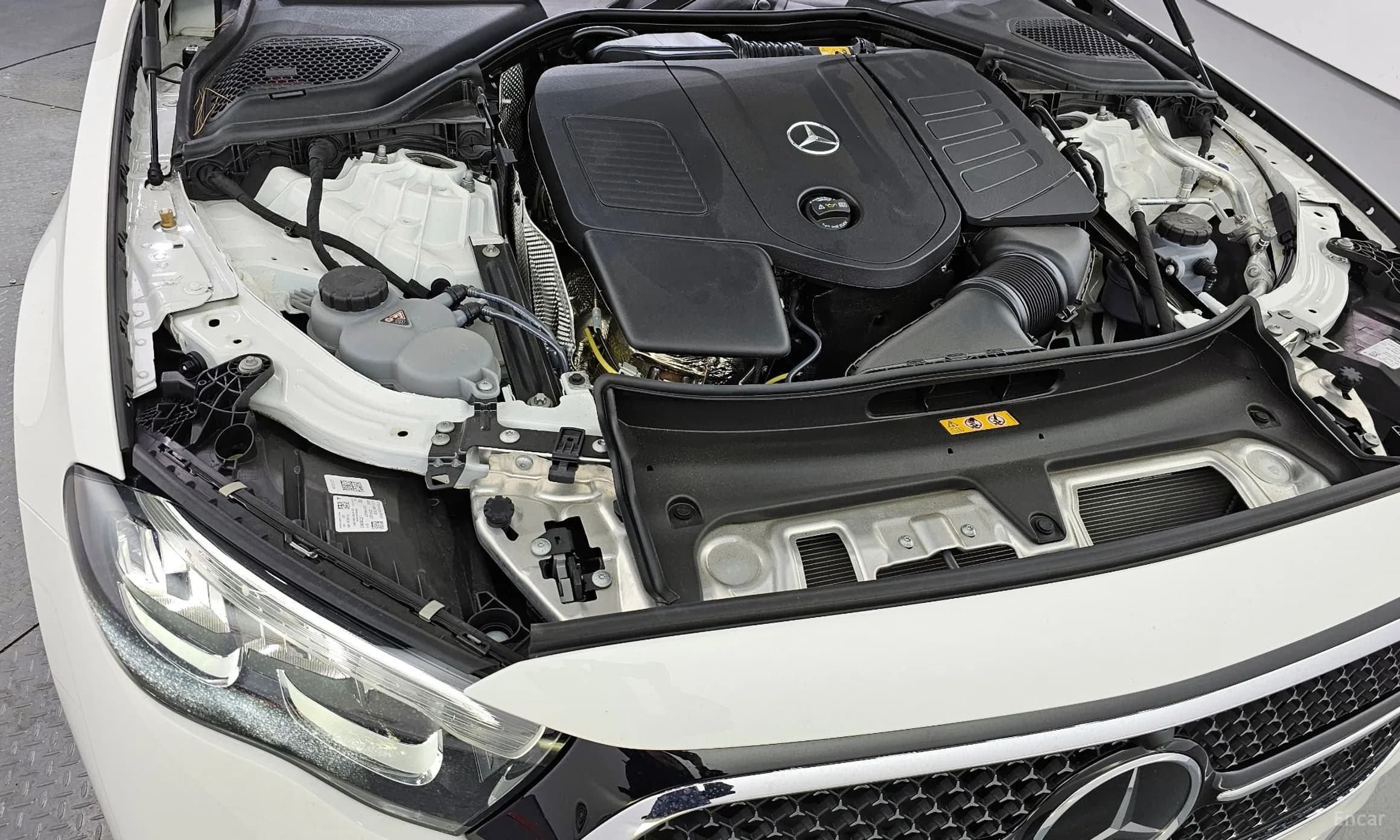 E-Class W214