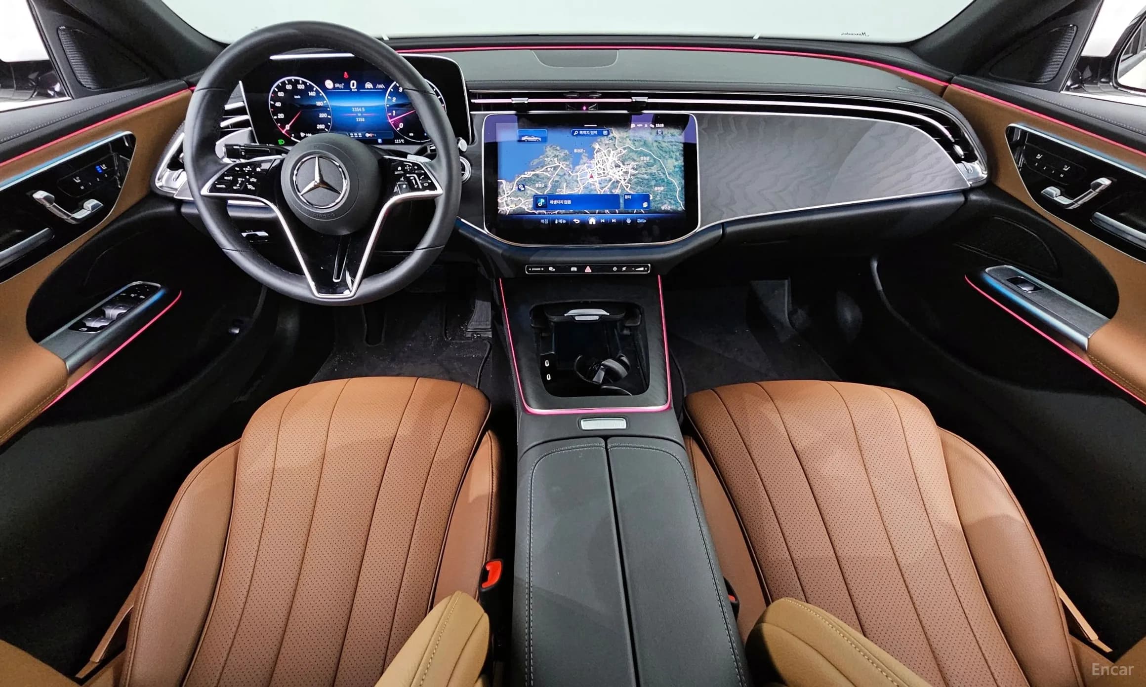 E-Class W214