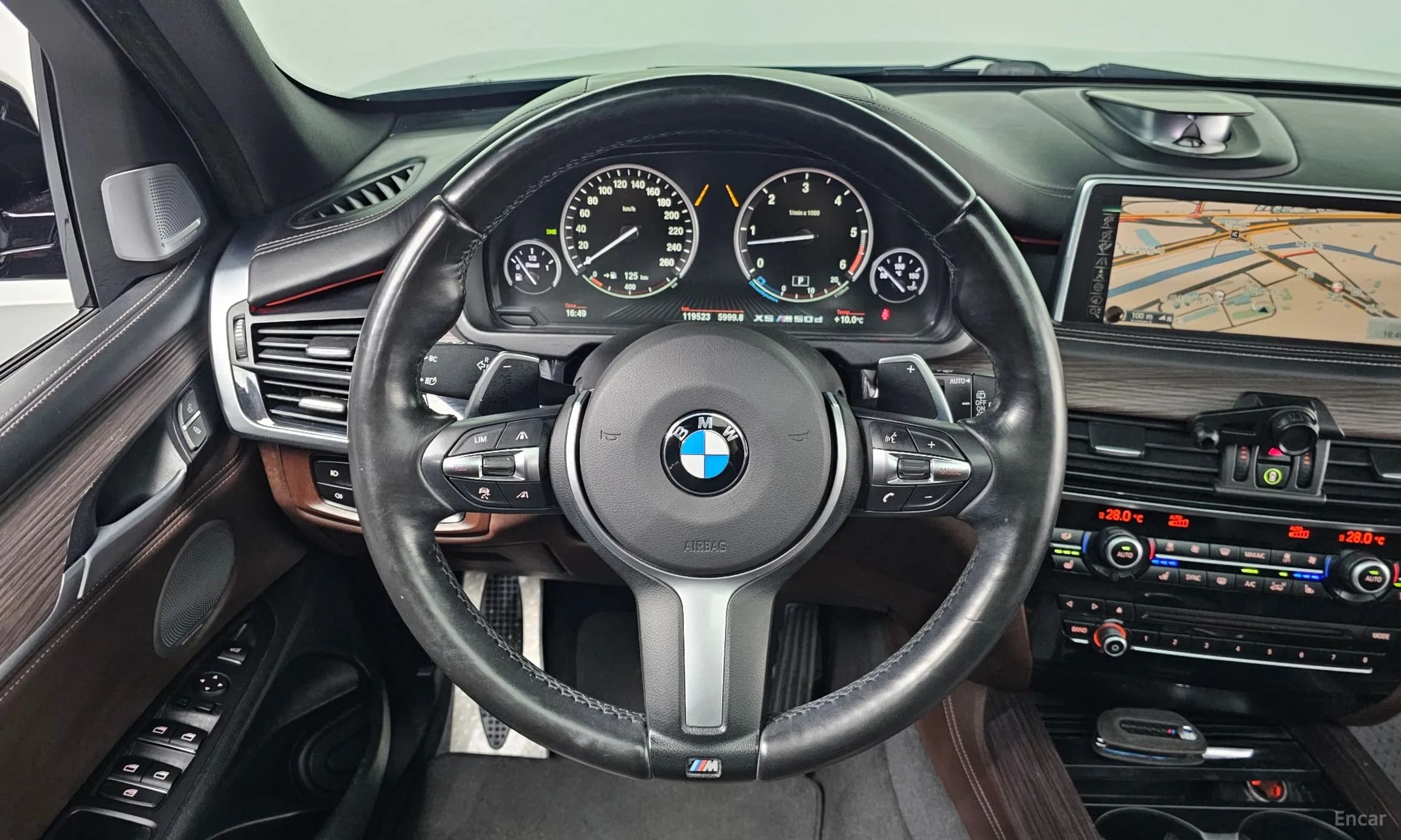 X5 (F15)