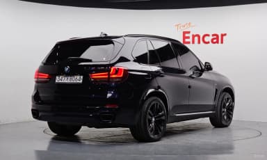 X5 (F15)