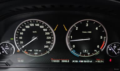 X5 (F15)