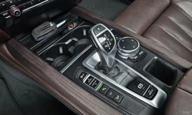 X5 (F15)