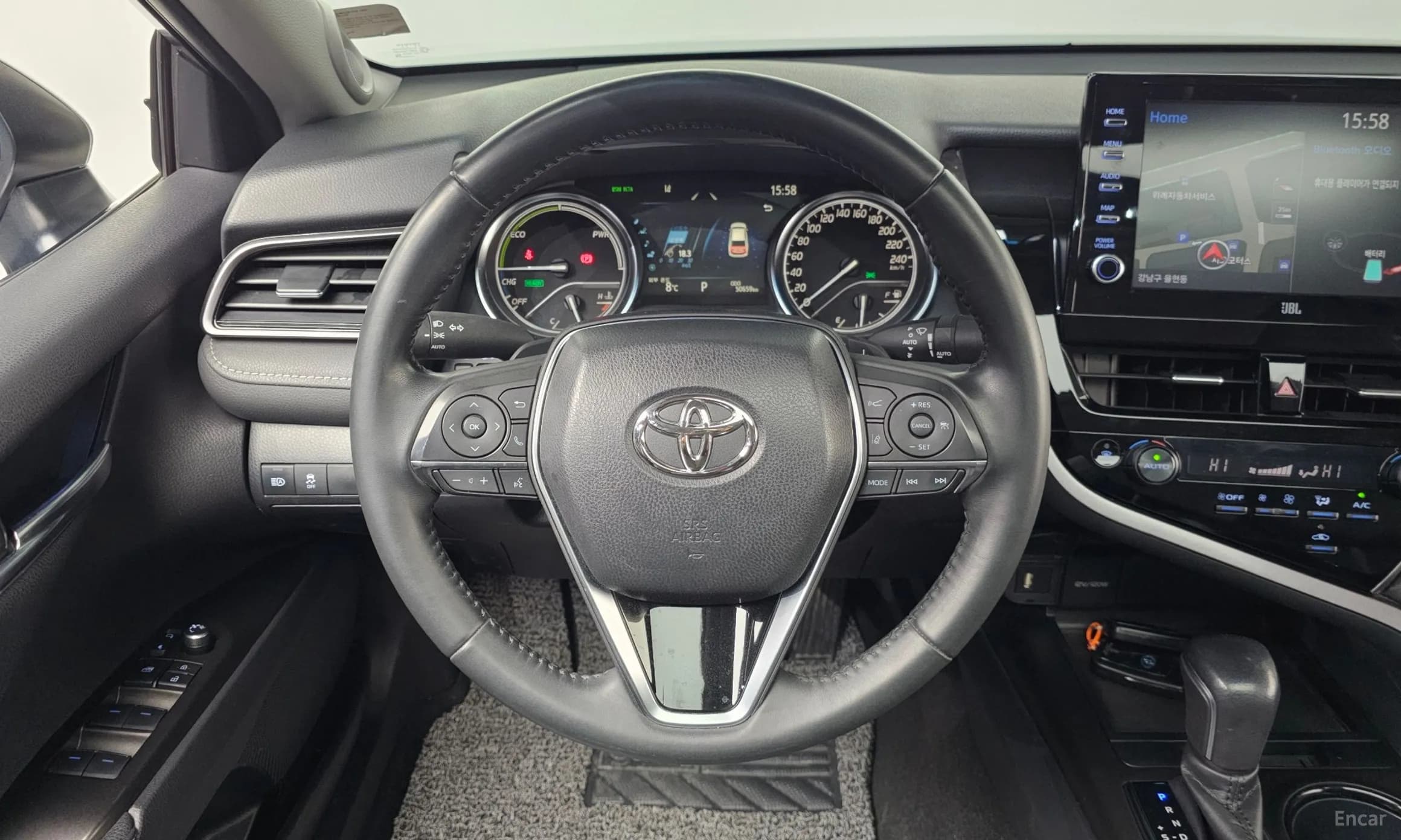 Camry (XV70)