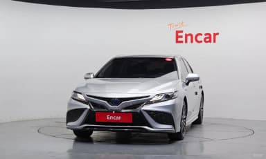 Camry (XV70)