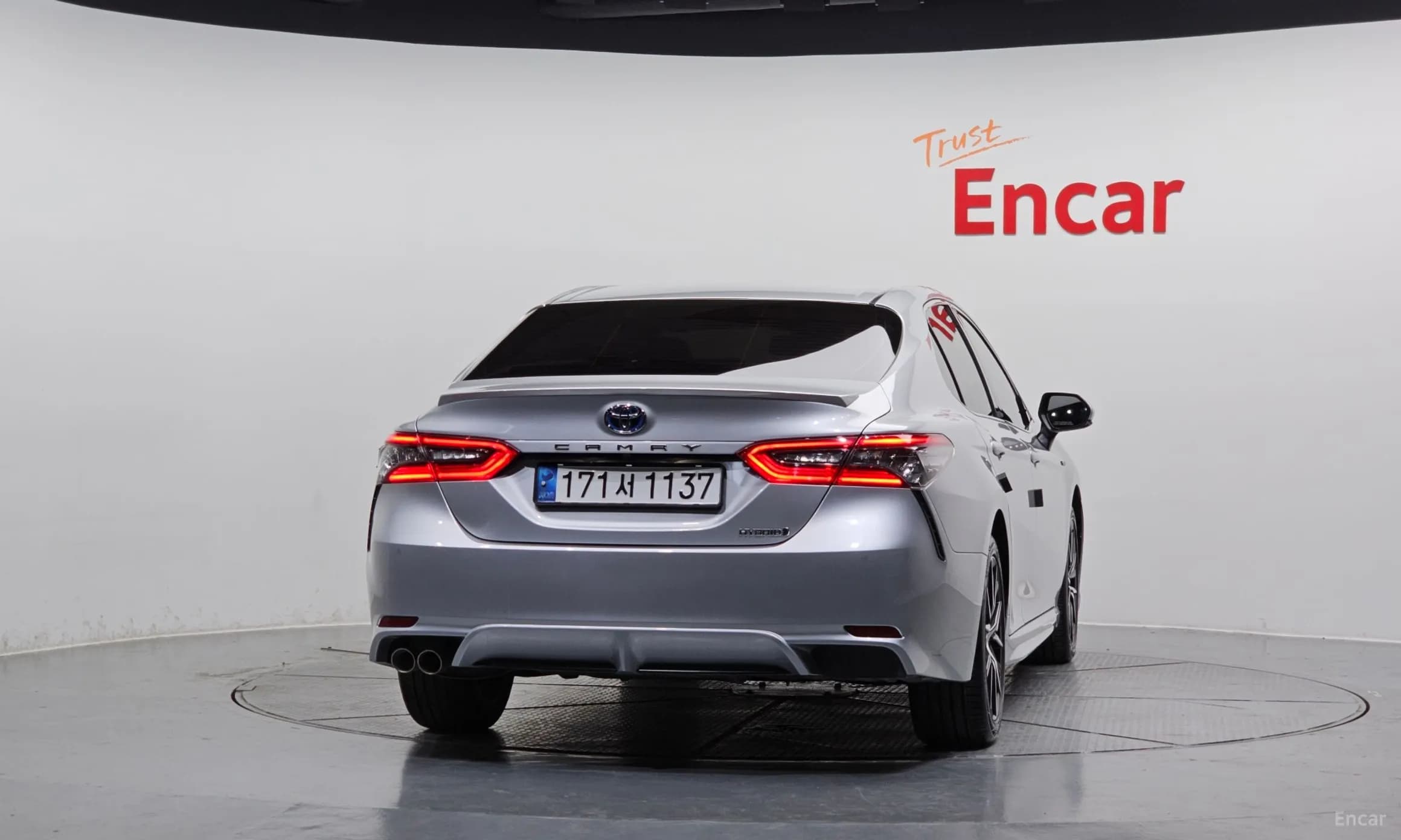 Camry (XV70)