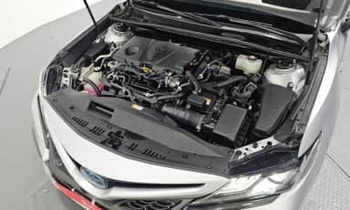 Camry (XV70)