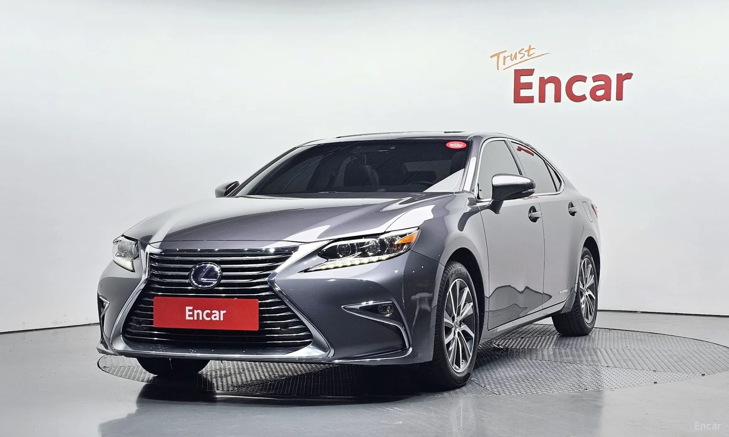 New ES300h