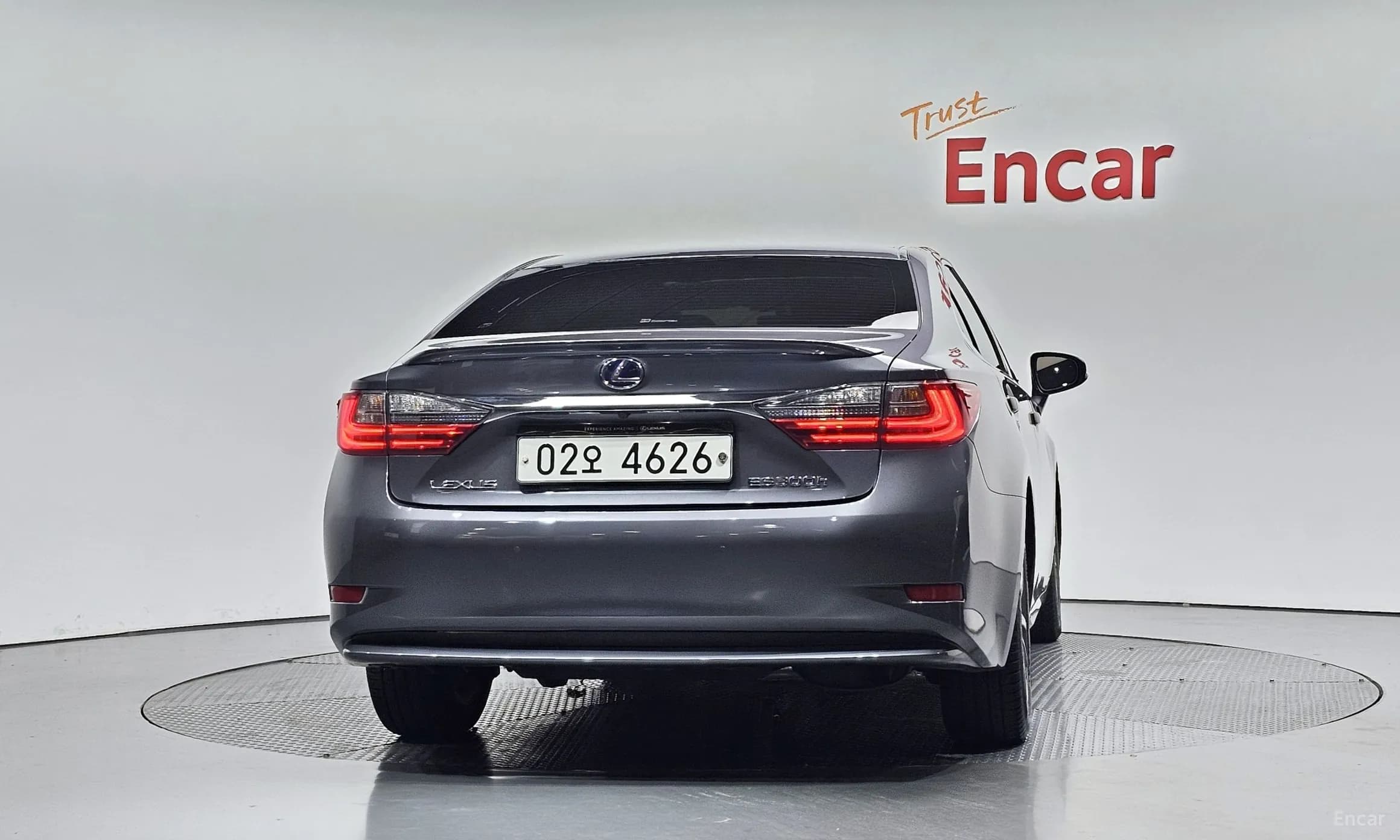 New ES300h