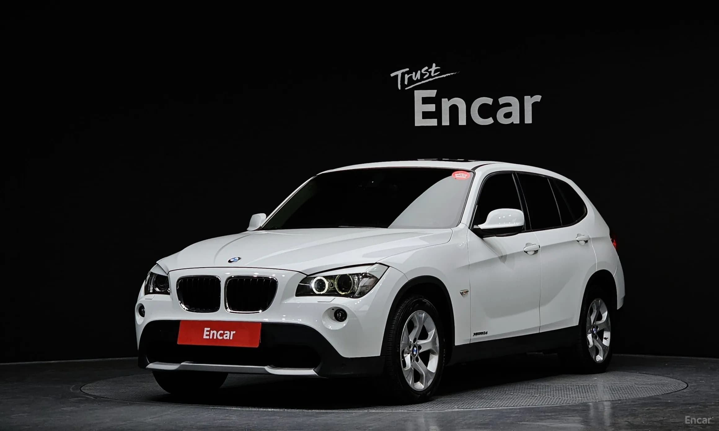 X1 (E84)
