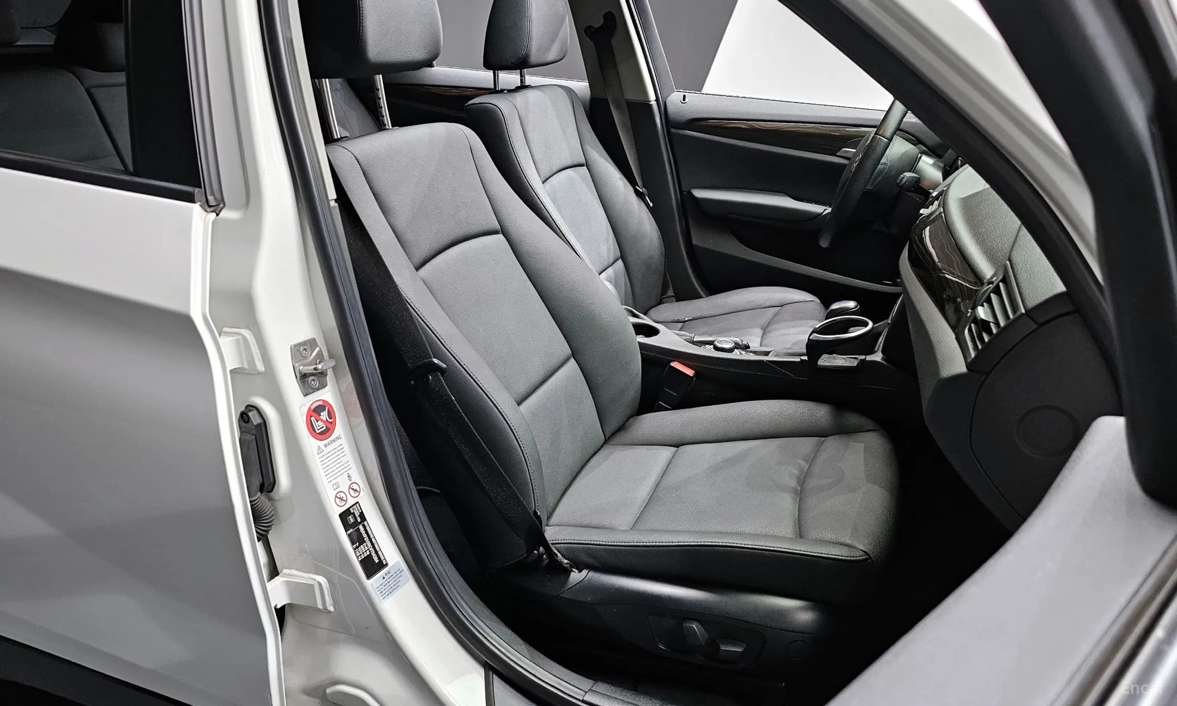 X1 (E84)