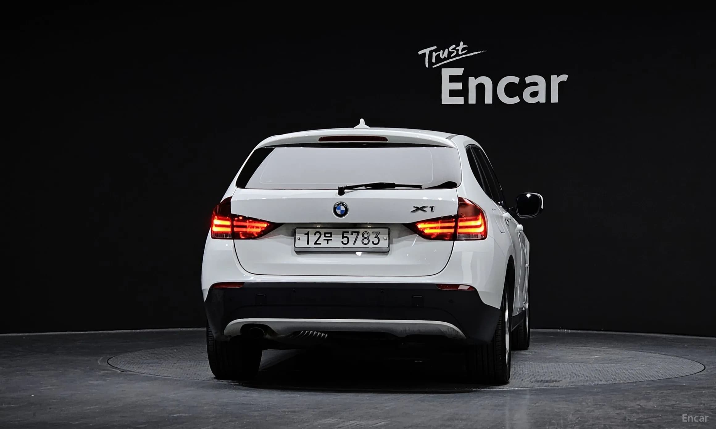 X1 (E84)