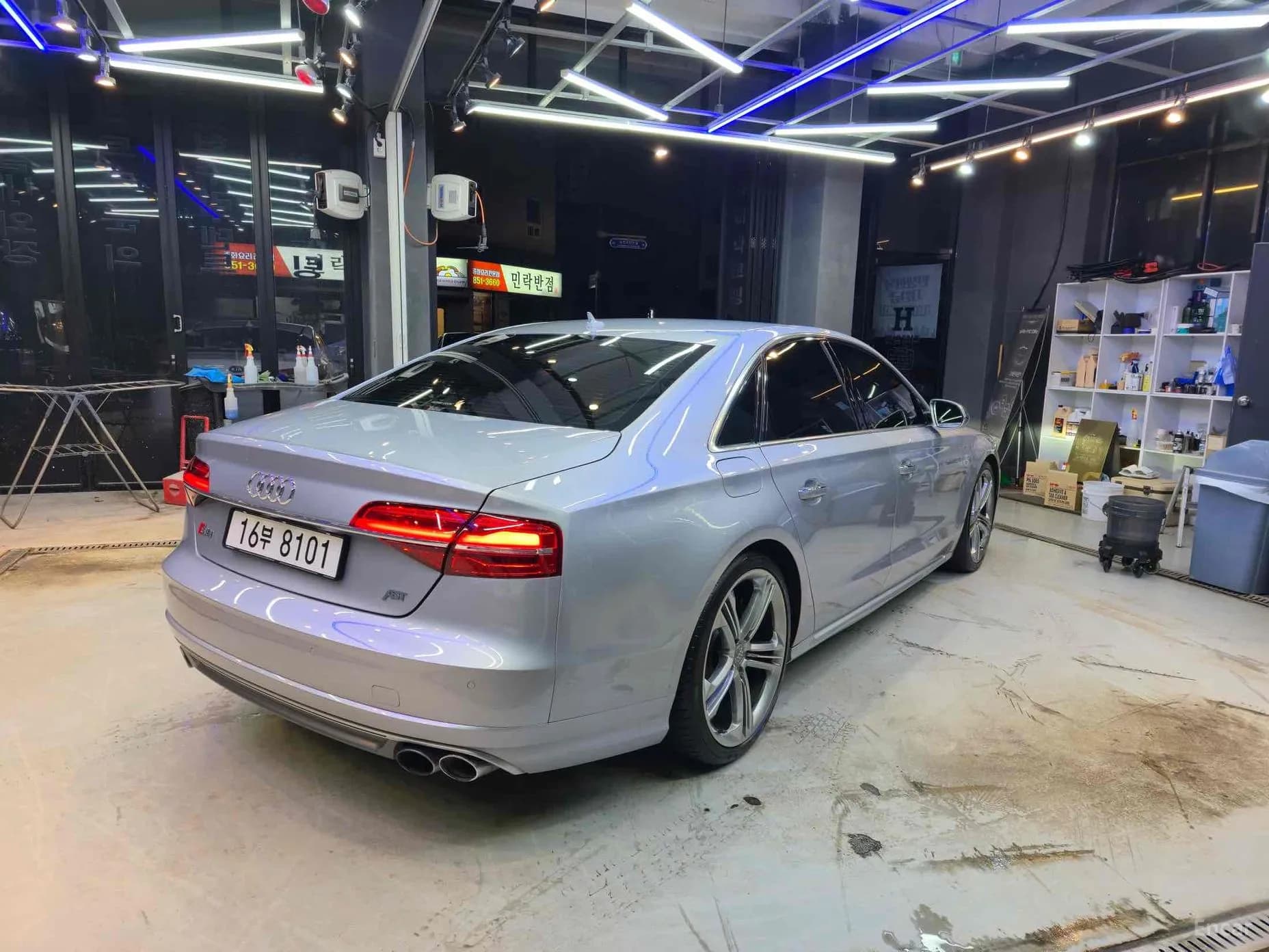 S8