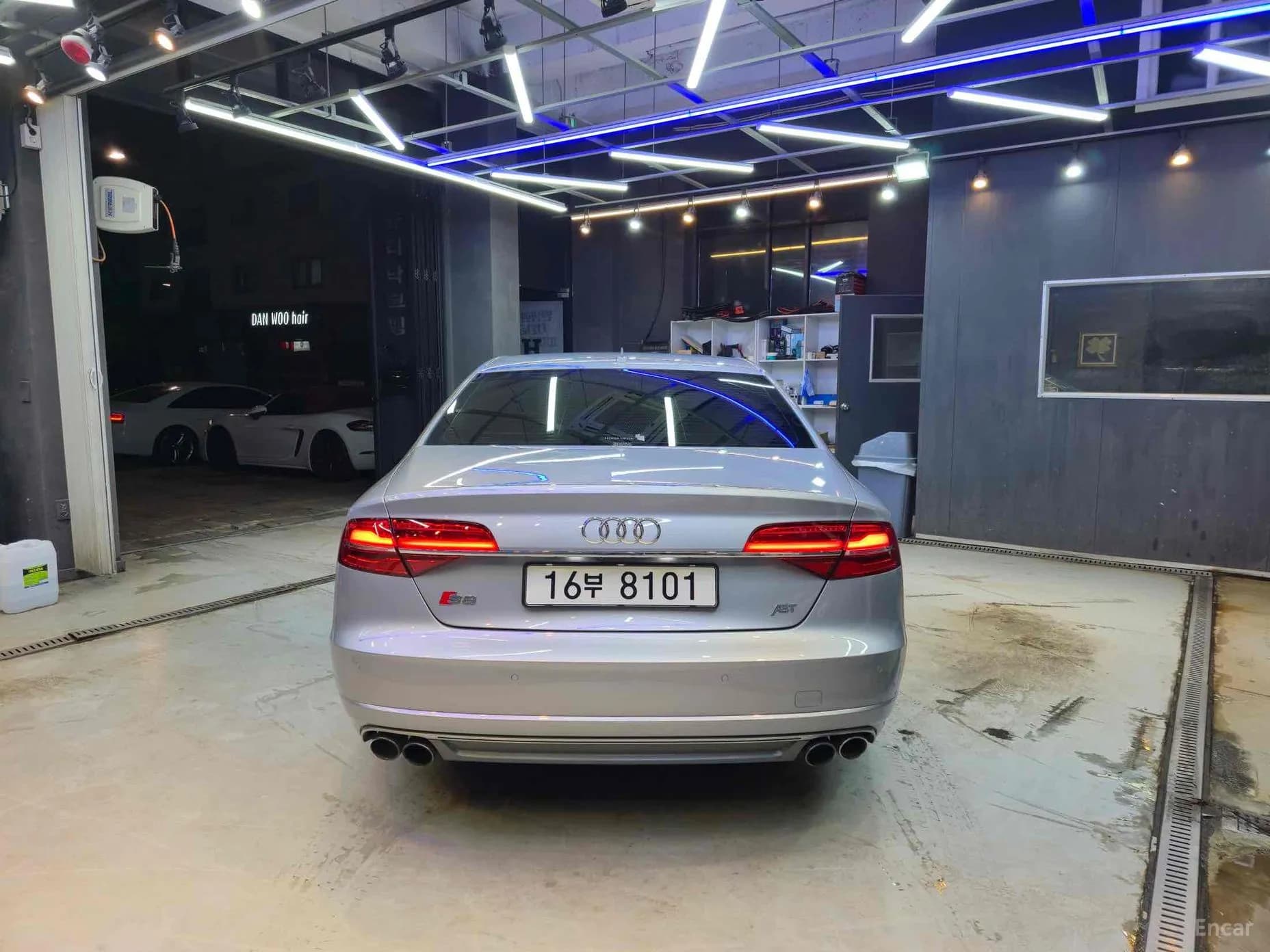 S8