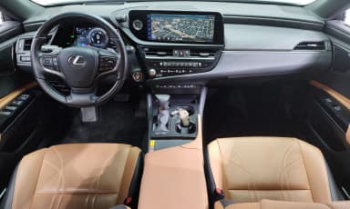 ES300h 7th Generation