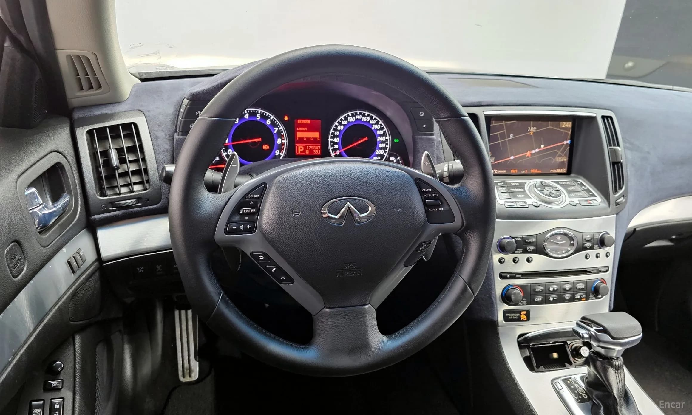 G37