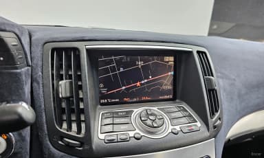 G37