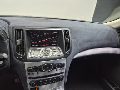G37