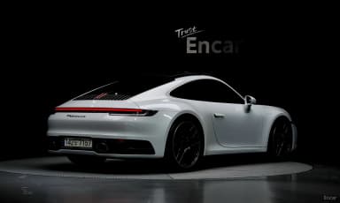 911 (992)