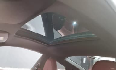 911 (992)