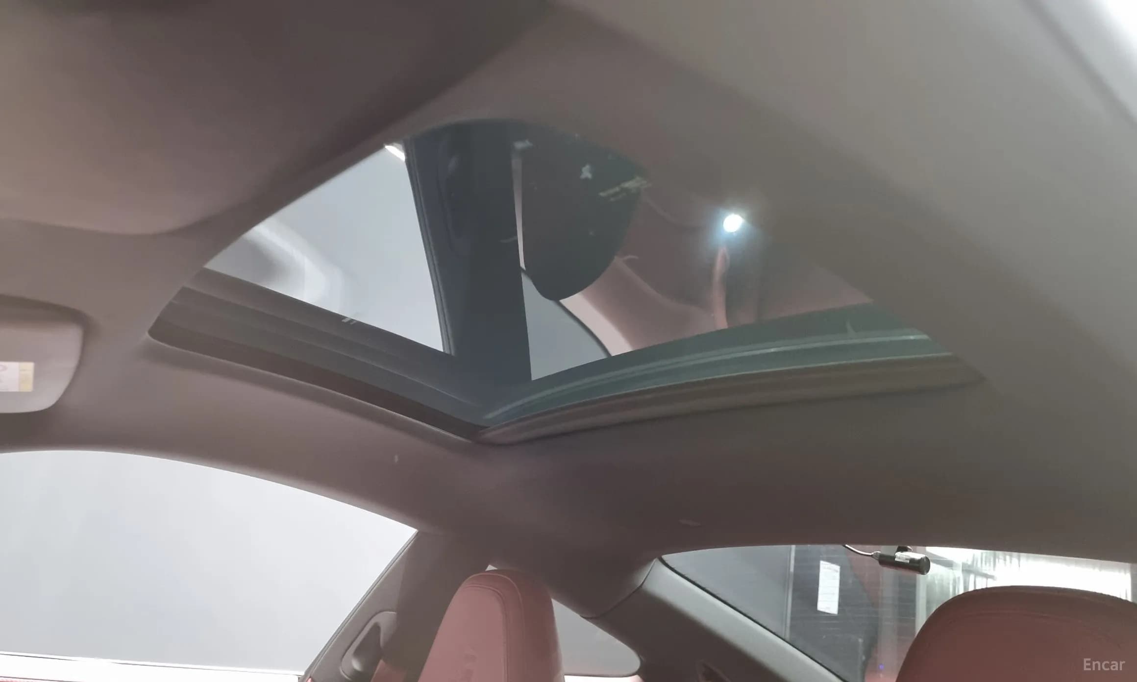 911 (992)