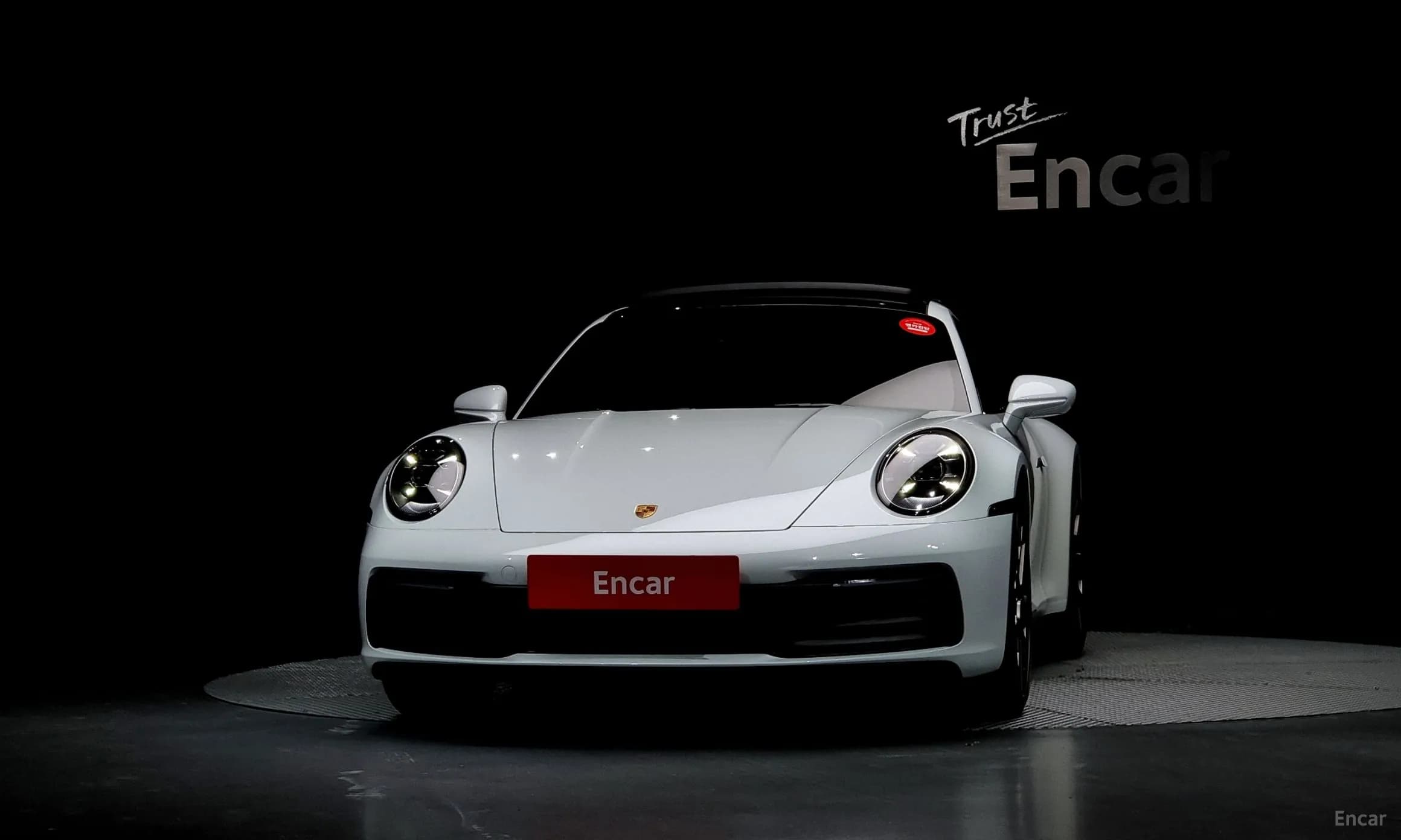 911 (992)