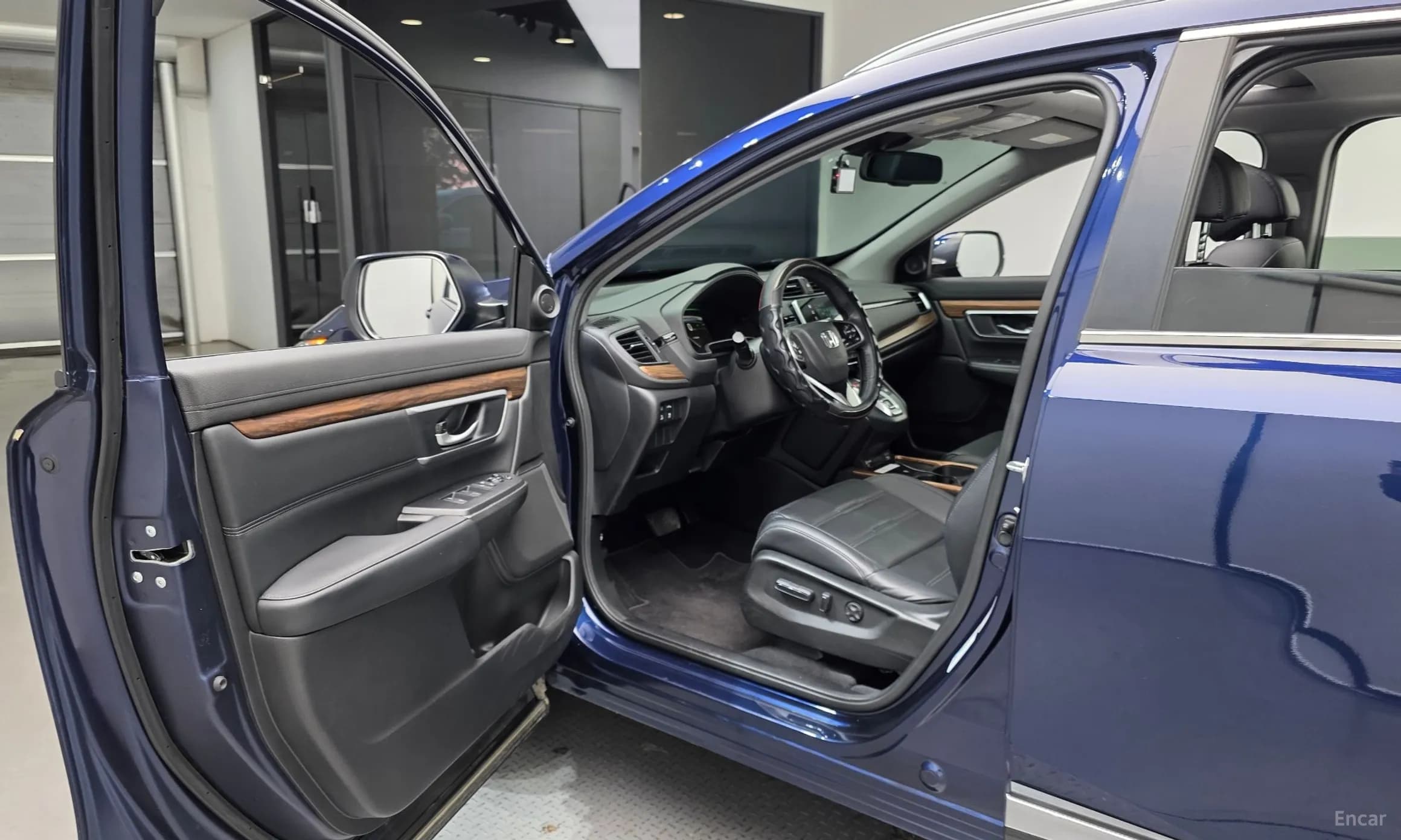 CR-V 5th generation