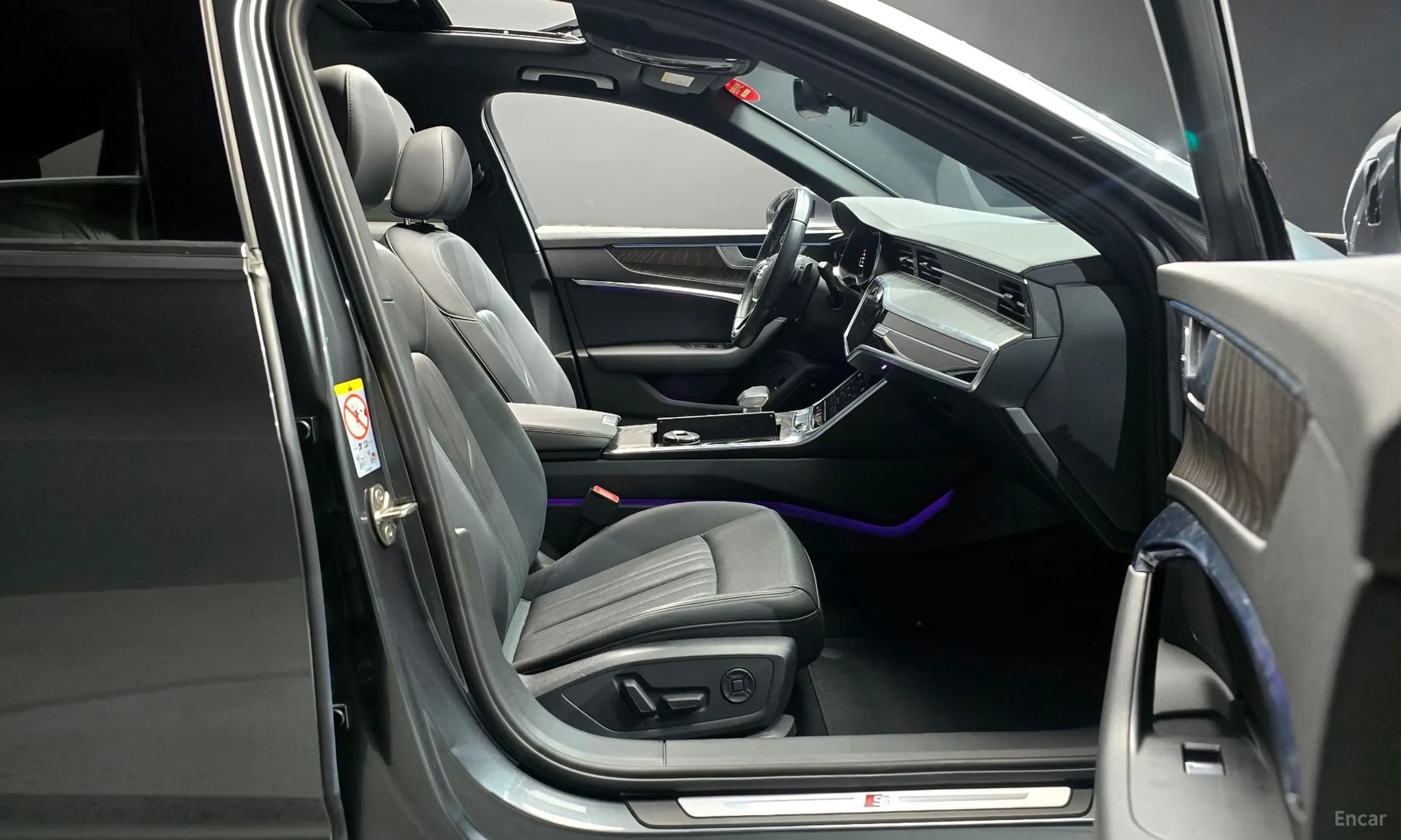 A6 (C8)